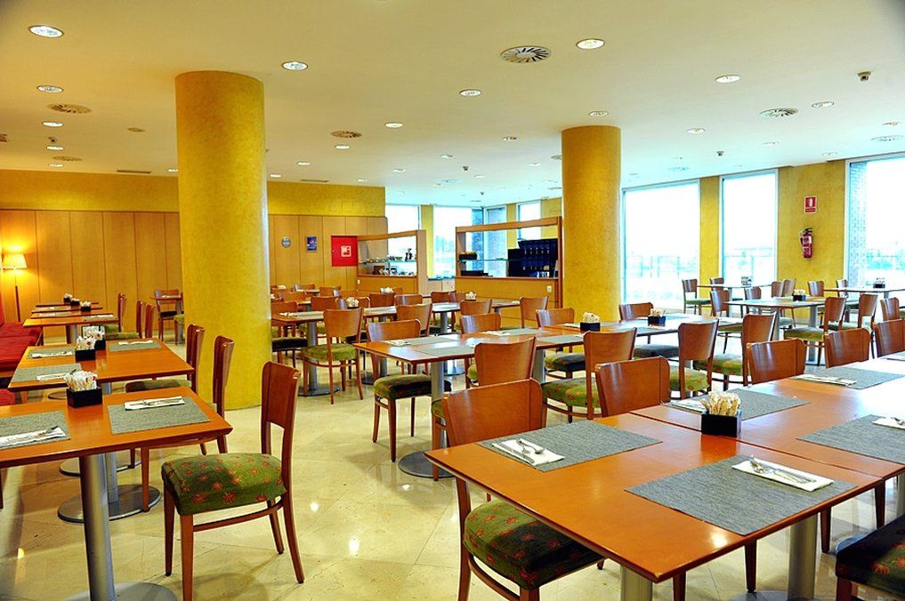 Hotel City Express Santander Parayas Exteriér fotografie